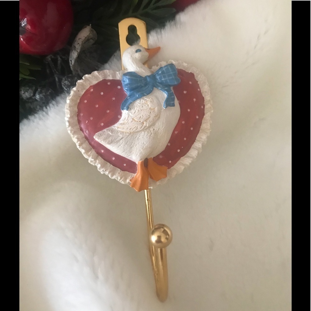 Rare Vintage Heart Mother Goose Gold Wall Hook